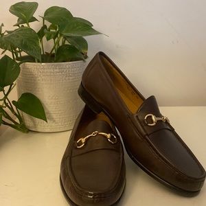 Gently worn Cole Haan Loafers!